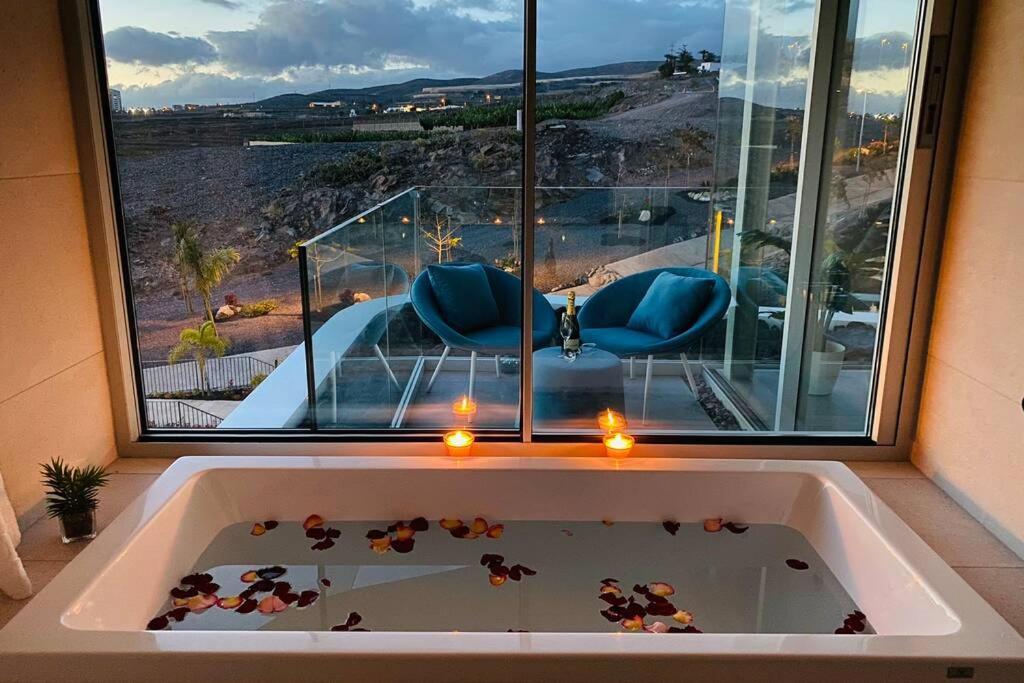 Luxury Villa - New Building With Panoramic Sea View Costa Adeje  Extérieur photo