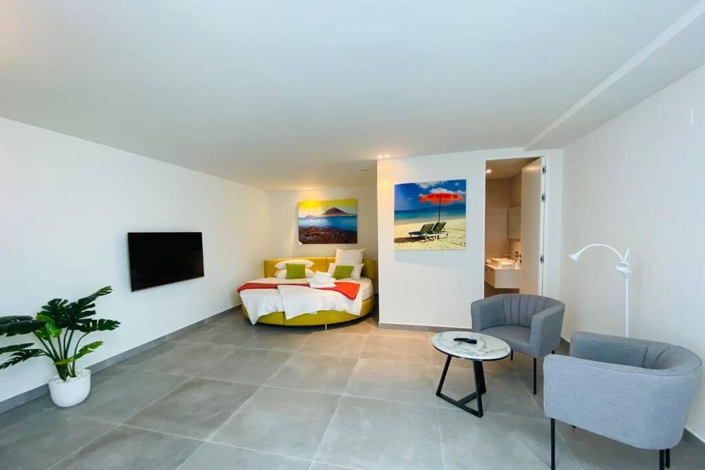 Luxury Villa - New Building With Panoramic Sea View Costa Adeje  Extérieur photo